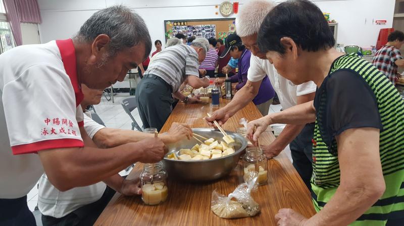 大家一起動動手