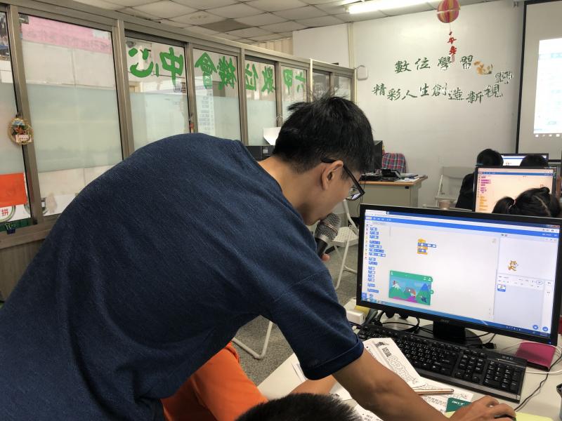 老師指導程式設計哪裡錯誤