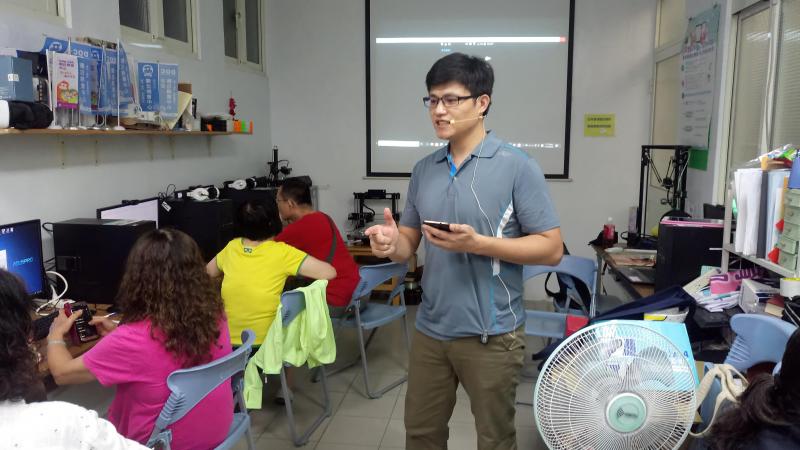 何藝韓講師的教學活潑生動