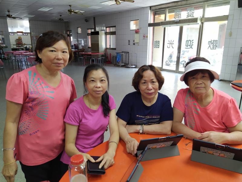 社區四朵花自發性成立LINE群組交流