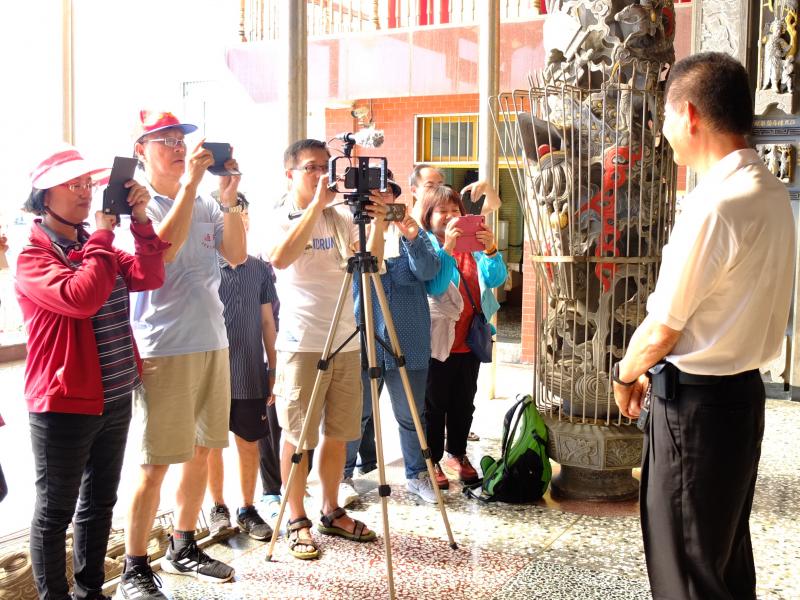 到雲天宮採訪陳連松主委，談「媽祖海巡」活動