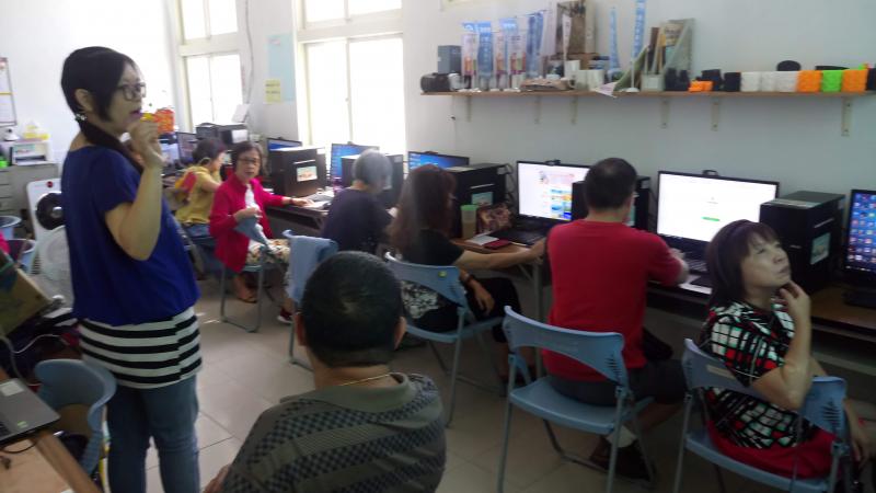 講師講解本次作品_3D御守_的建模技巧