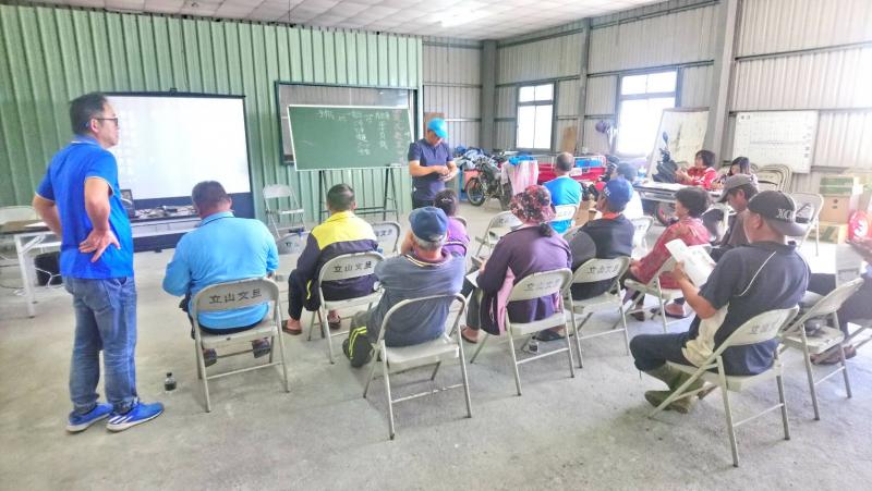 你農我農課程，我們選在立山村開課，學員都是農民，來學習數位行銷。