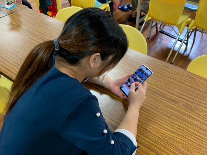 行動DOC-翻轉美圖-馬克杯轉印  學員編輯圖片中