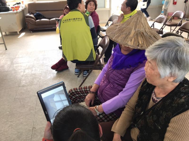 讓學員知道平板裡照相功能怎麼使用