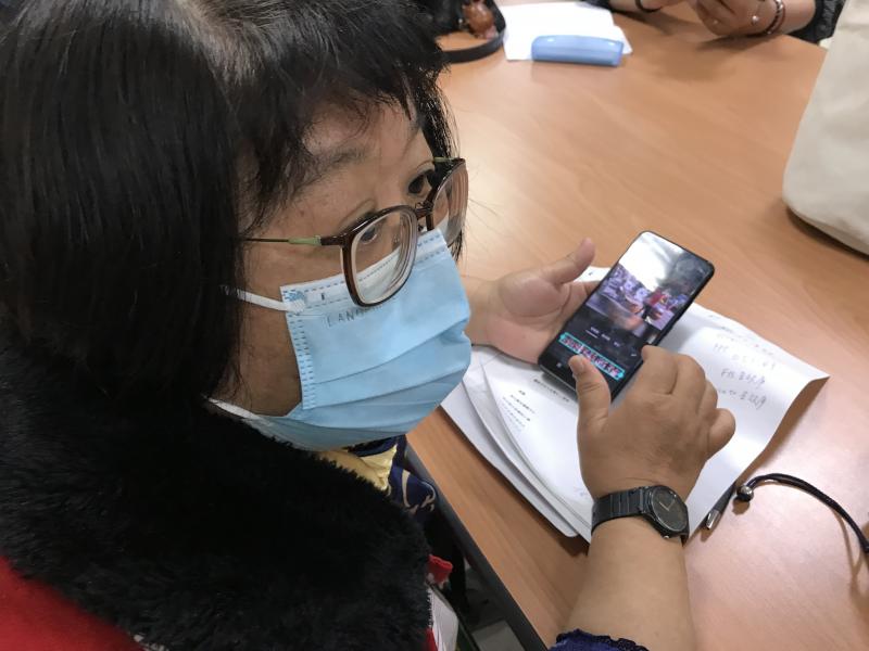 學員操作inshot軟體編輯擔飯擔影片