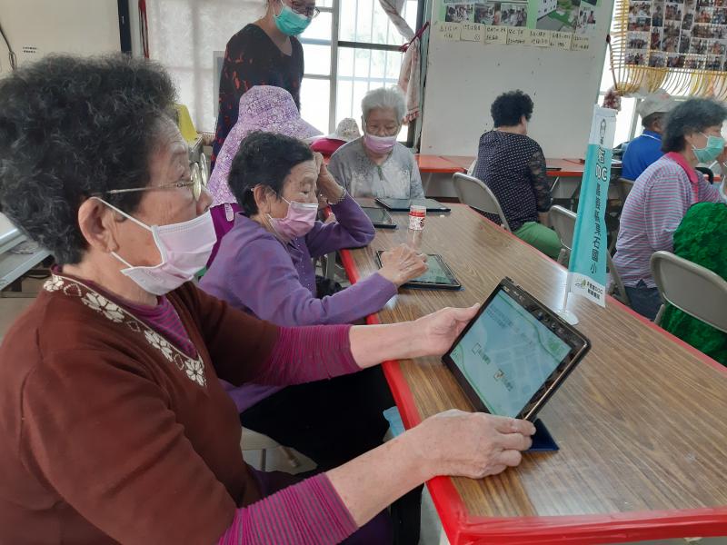 利用線上免費資源，自我檢測是否有失智徵兆。