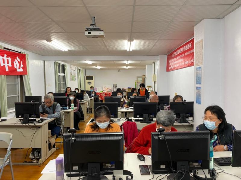 3D列印軟體介面操作。