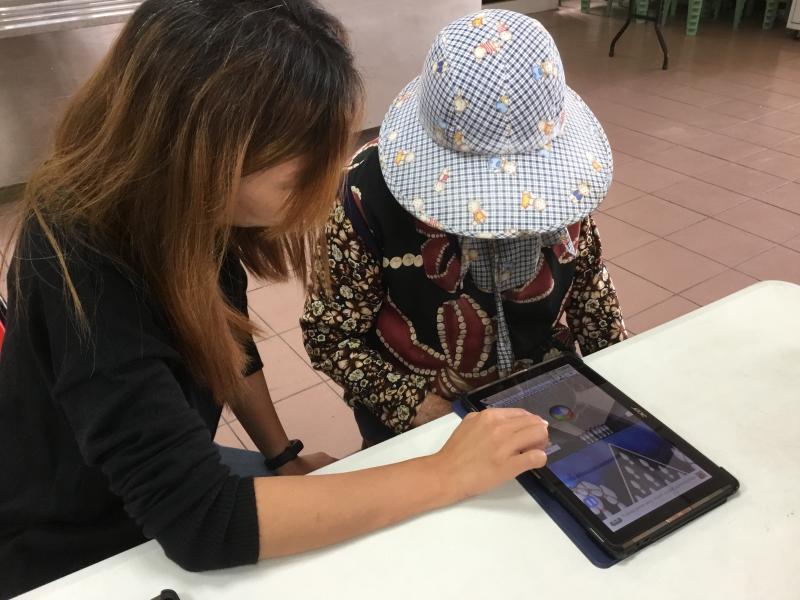 講師指導學員操作