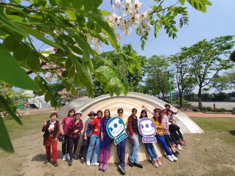 在北回歸線與星球合拍