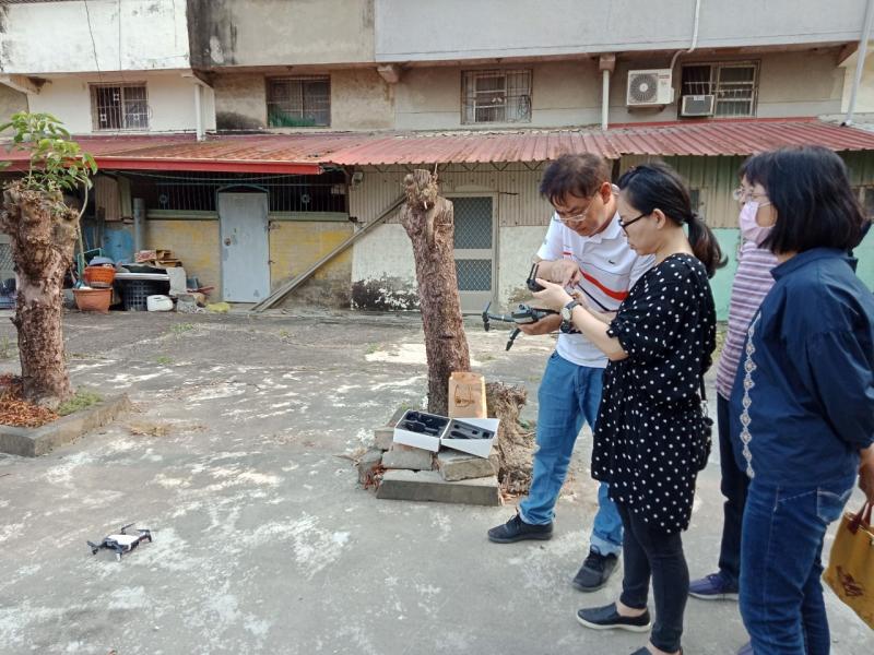 認真的討論空拍機操作方式