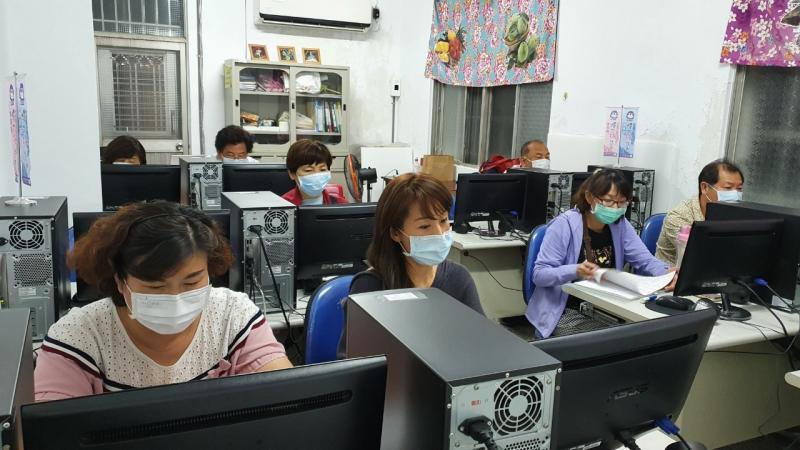 講師說明 數位社群經營案例分析