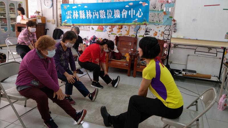 身體筋絡伸展~健康吃百二