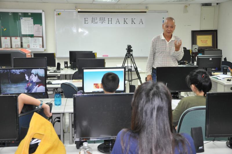 彭老師語學員互動