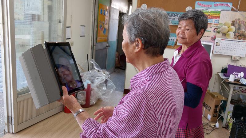 練習自拍、 美圖秀秀修圖