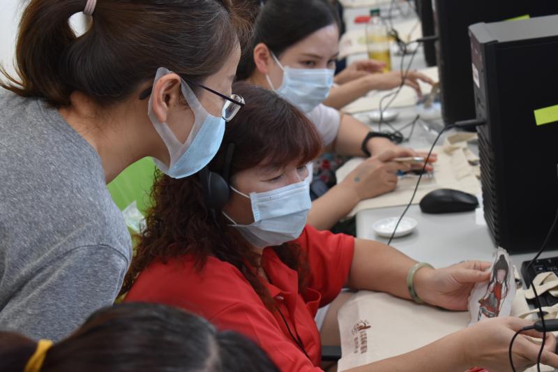 相互研究蝶谷巴特手提袋的製作方法