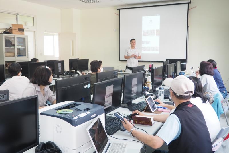 講師介紹威力酷簡軟體功能