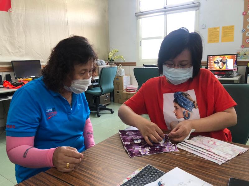 課堂小老師教導新學員