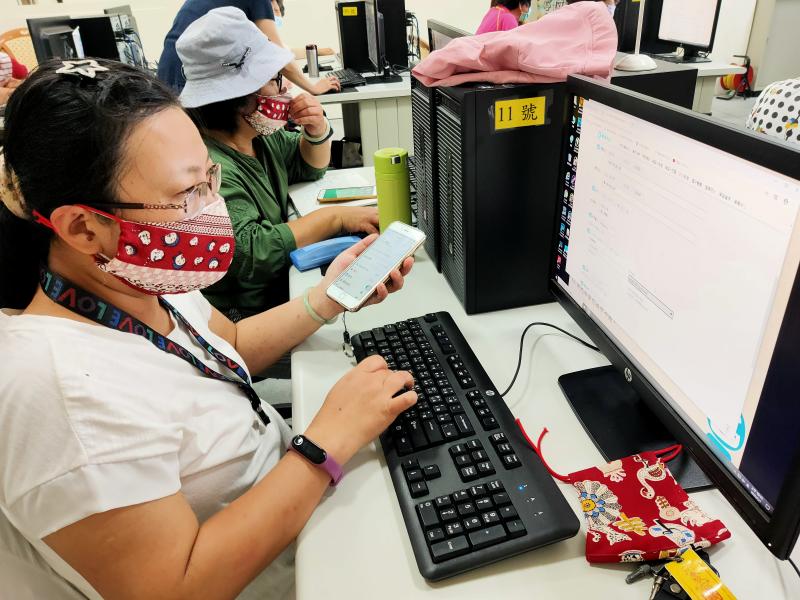 恩..我帳號密碼是多少呢....？