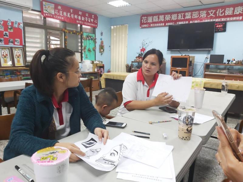 學員間的故事交流。