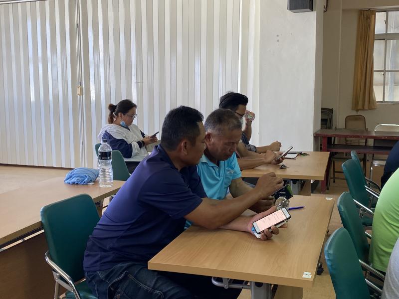 學員們之間的互助，加快課程進度與學習過程中的記憶。