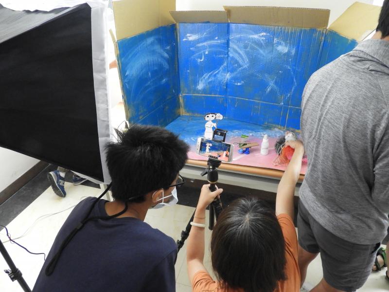 講師實際教學如何拍攝跟錄音跟錄影。