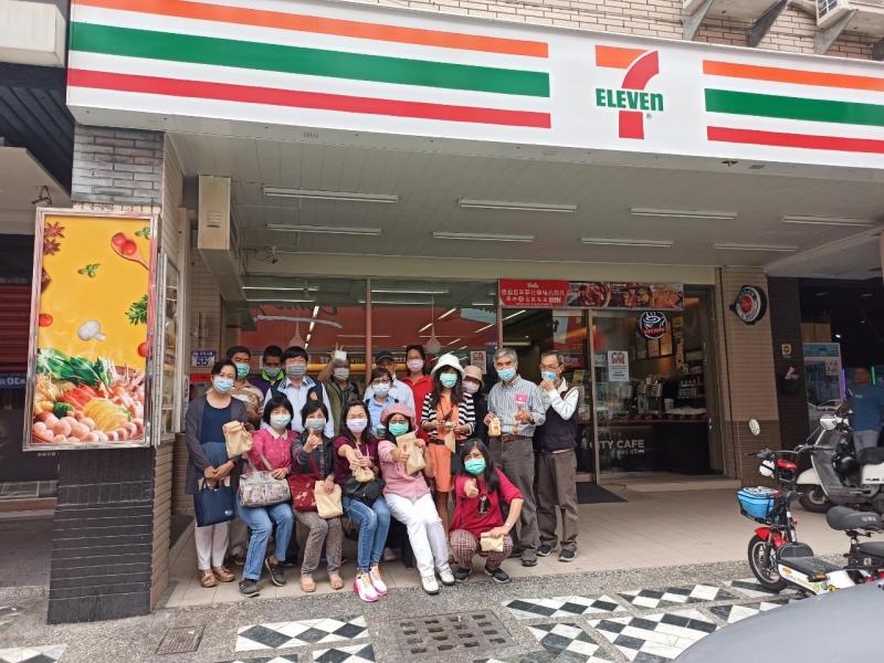 課程任務完成，開心大合照