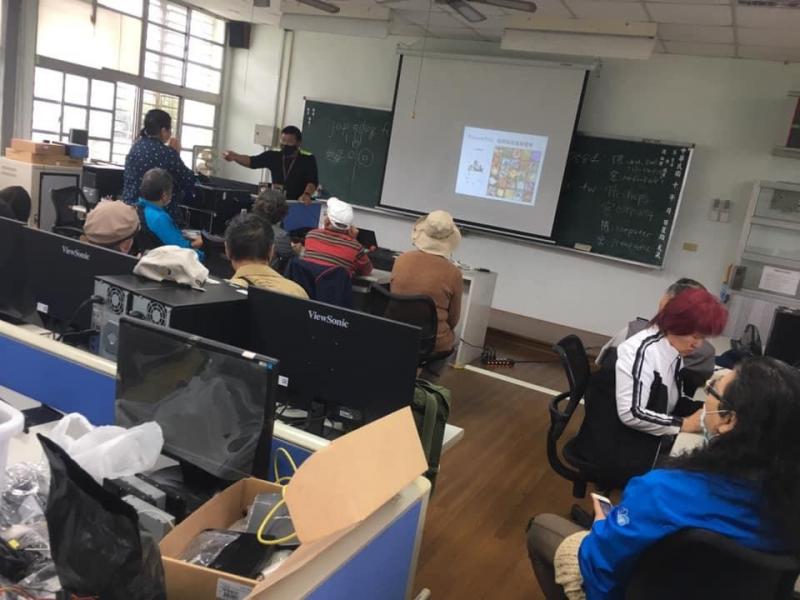 老師請學員分享使用GOOGLE助理心得