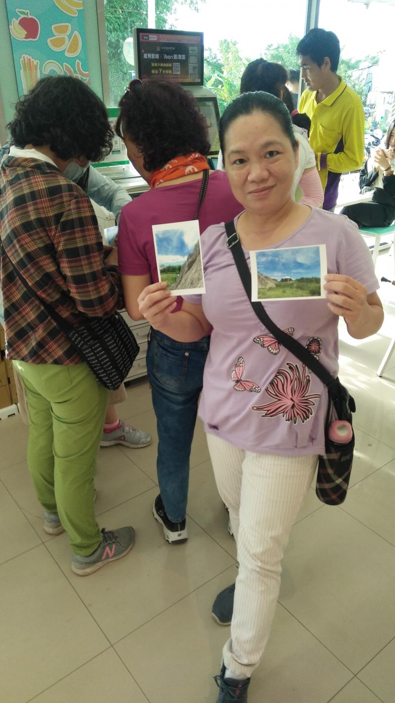 我們隨拍隨上手，我們越來越會印明信片了~
