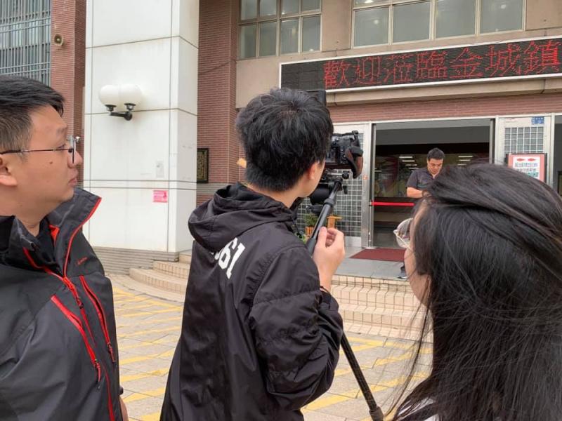 記者的角色除了現場的訪談以外，事前的準備工作是非常重要的