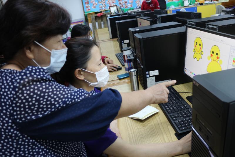 運用Inkscape 劃出動物圖案