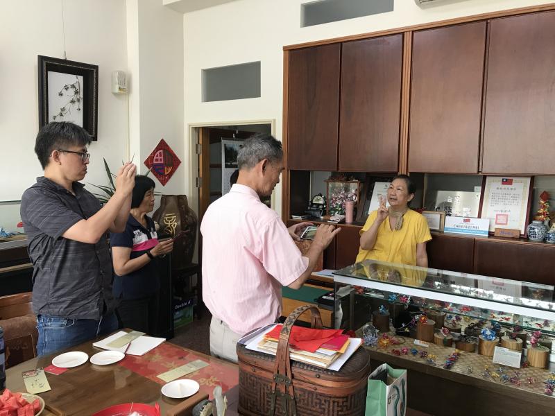 採訪五結鄉工藝之家、文化部人間國寶-陳惠美老師春仔花