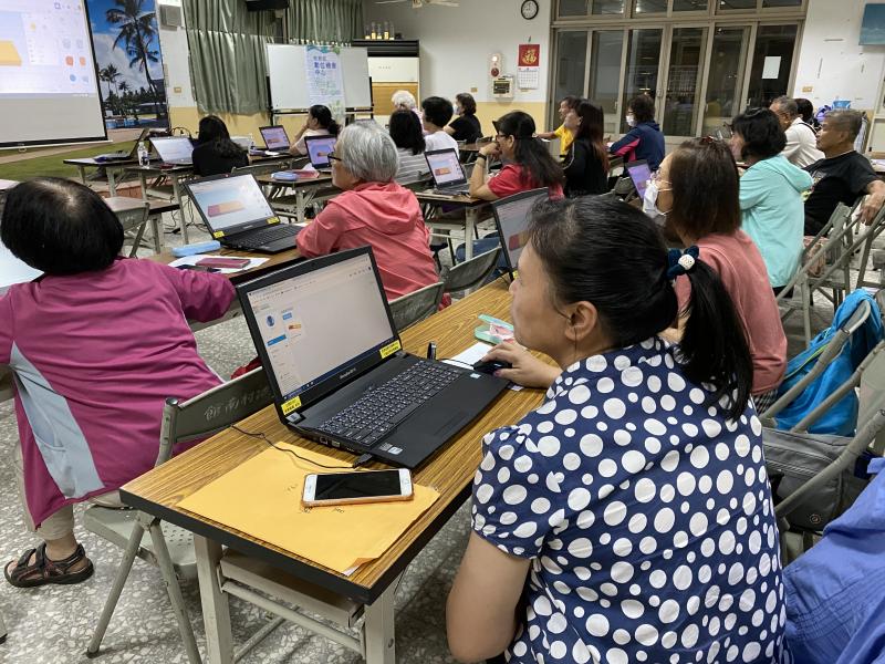 動手設計3D鑰匙圈。