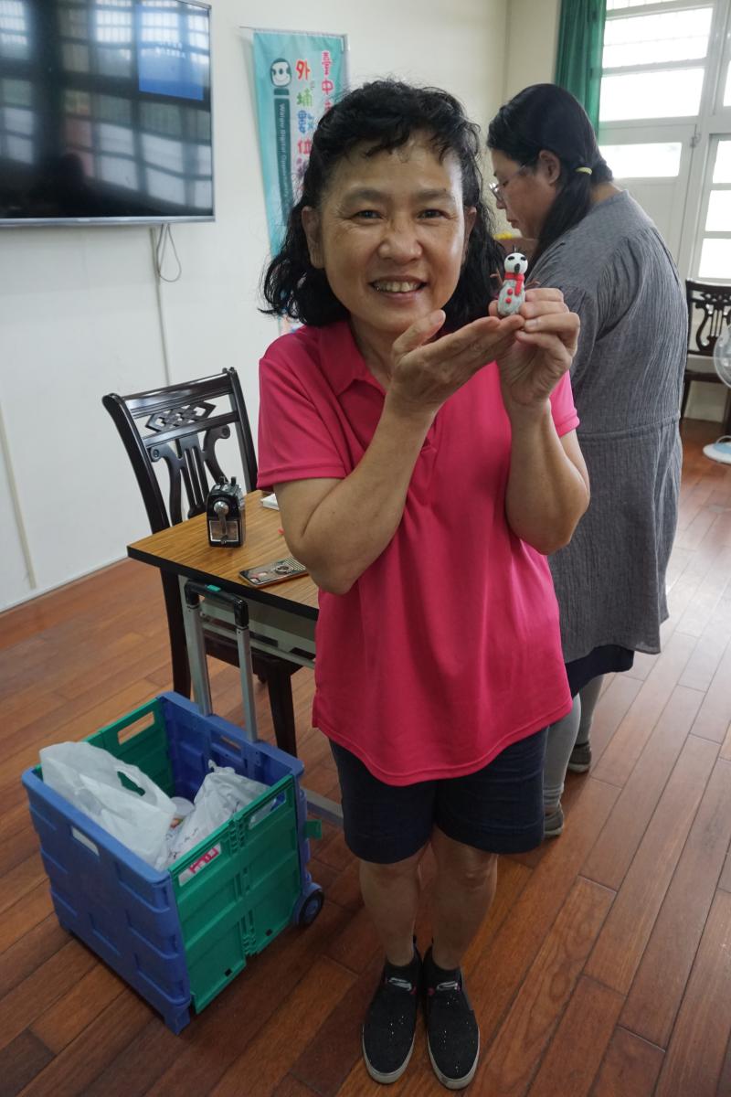 想要貼圖要先自創圖