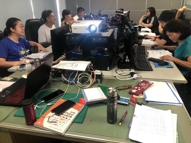 自行看講義操作