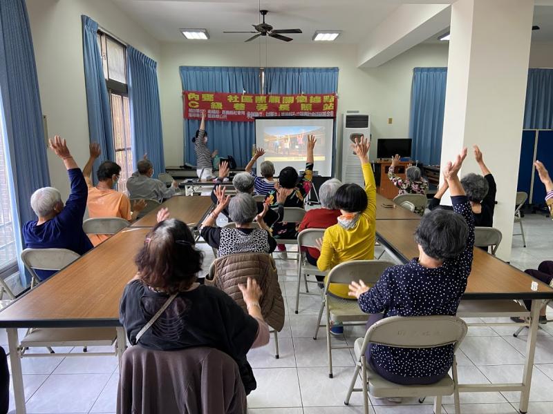 課程前的伸展運動