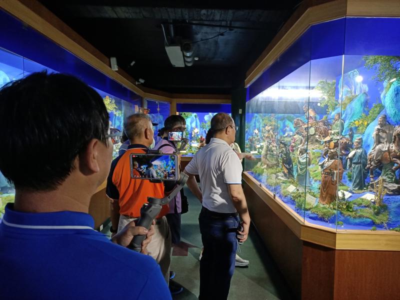 拍攝4樓的水滸傳石灣陶