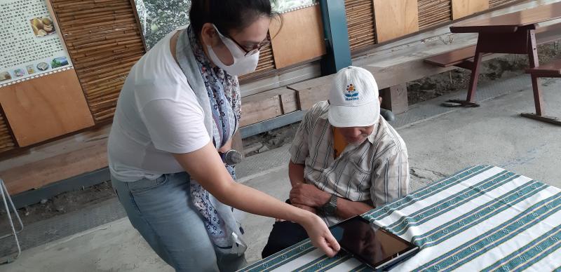 講師介紹各種實用APP的使用說明