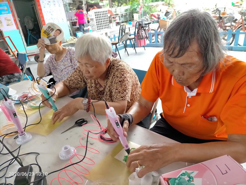 看我厲不厲害--3D列印筆難不倒我們的