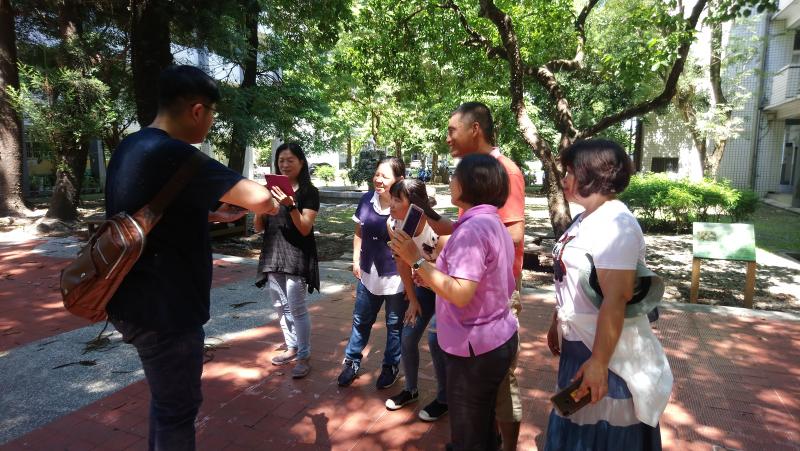 於大仁科技大學進行外拍教學