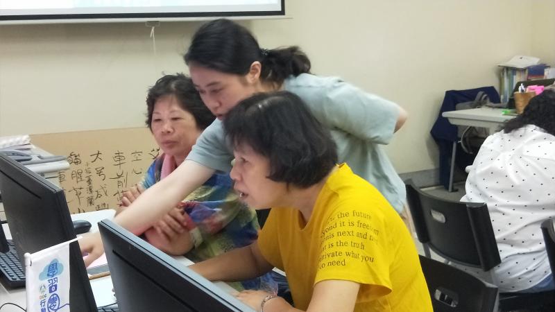 講師與學員互動