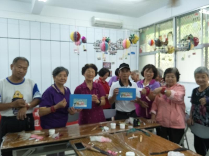 平板教學暨皮革手環~完成囉!!