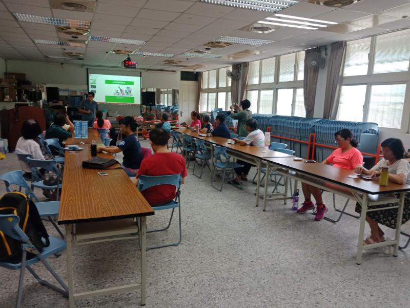 人氣講師引來滿場學員