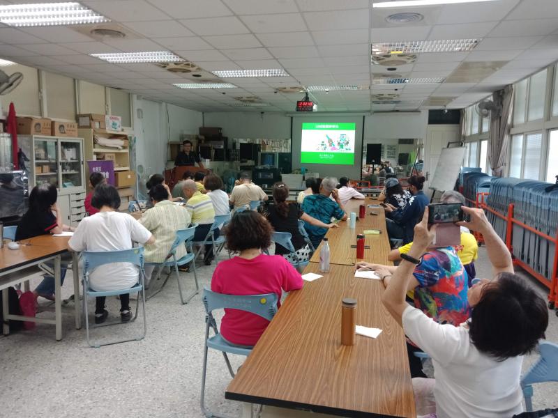 人氣講師的精彩教學中