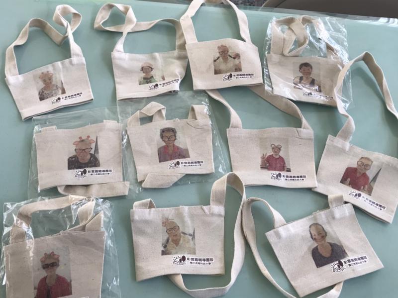 大家都完成杯套轉印