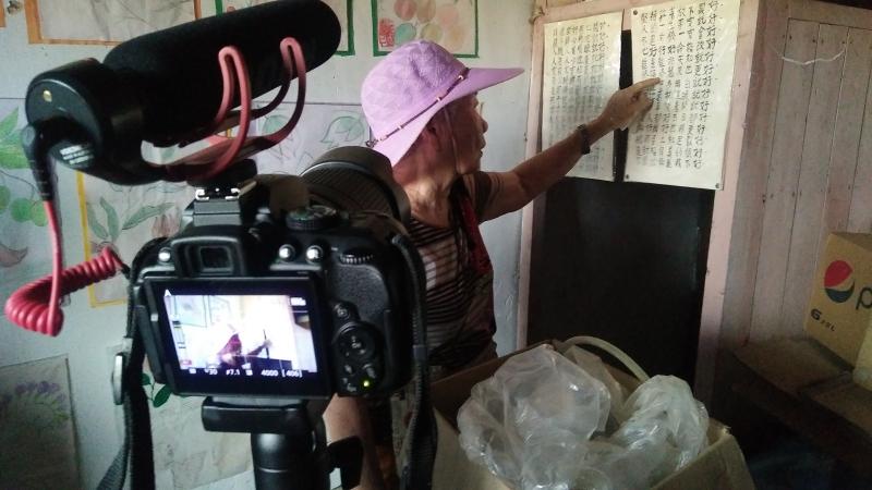 學員進行古厝導覽