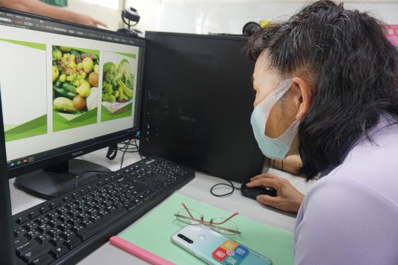 小編都佩服阿嬤很厲害