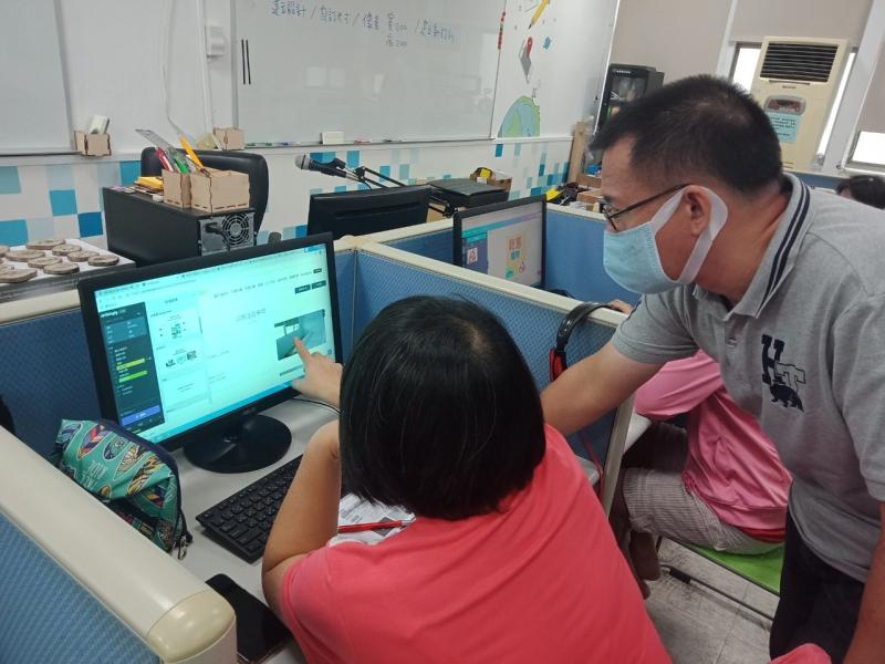 學員開心的分享作品