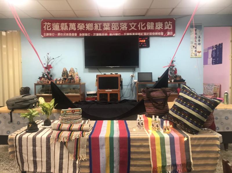 學員們為直播而製作的職播台。