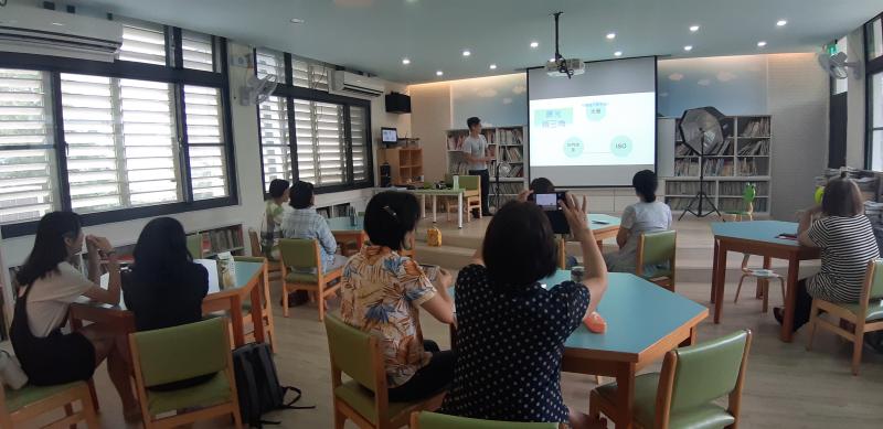 講師說明攝影的重點及方式！快門、光圈、ISO的重要性！